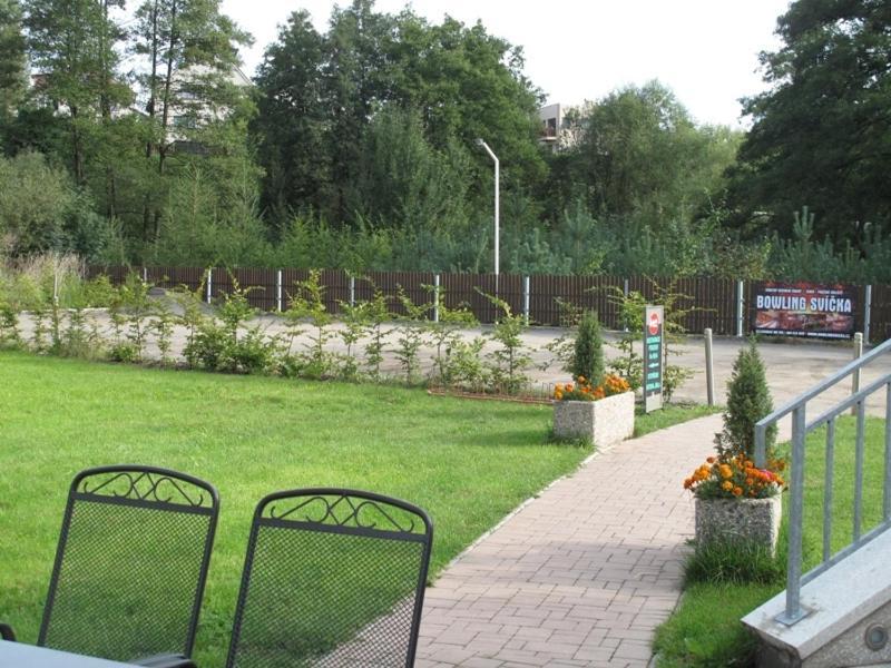 Penzion - Restaurace Na Myte Sezimovo Usti Dış mekan fotoğraf